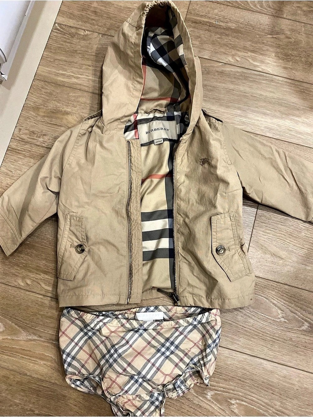 Burberry Childrens Vintage Check Lined Hooded Jacket Beige and shorts